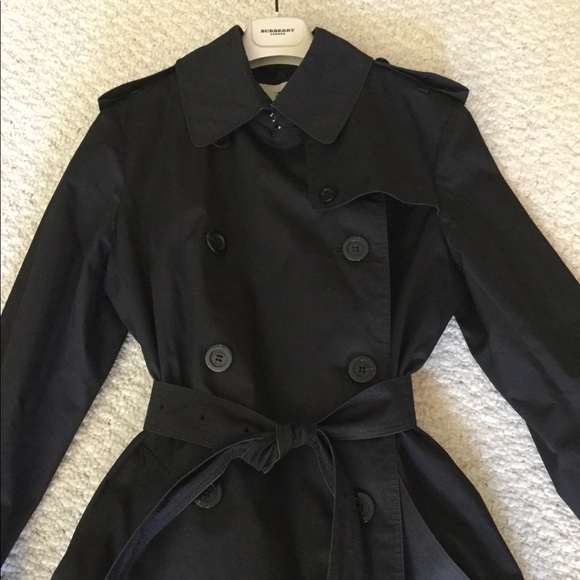 Authentic Burberry Irene Trench Coat 10R - Picture 2 of 15